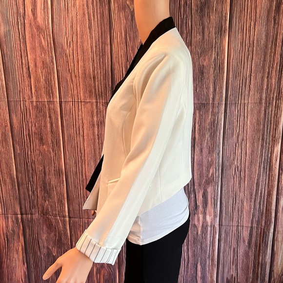 Forever 21 NWT sz small black cream / white contemporary suit jacket boho - Picture 2 of 15